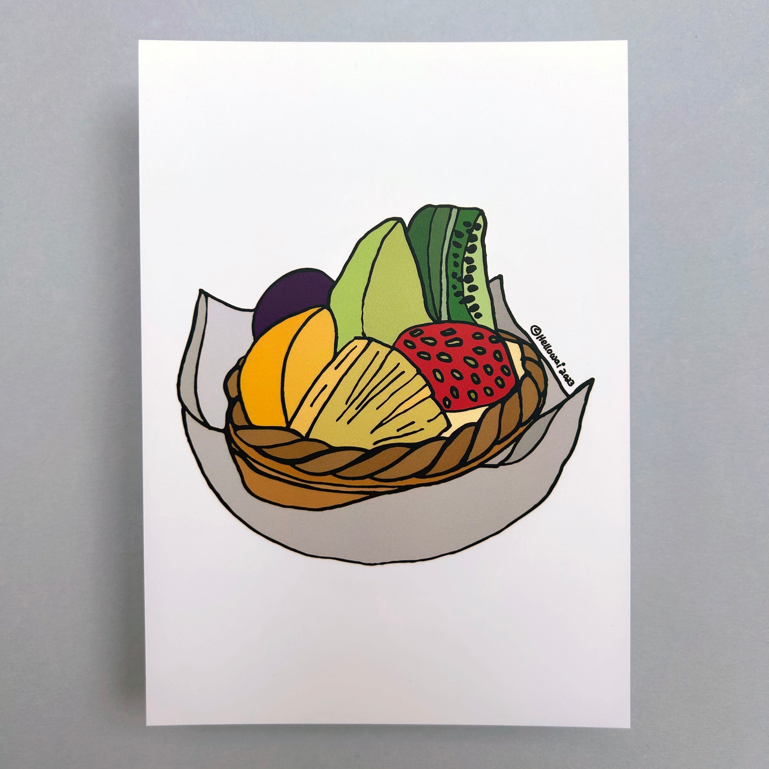 An A6 Hello Wai flat notecard with a colour illustration of a Summer fruit tartlet, printed on white card.